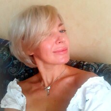 Варя, 46, Барнаул