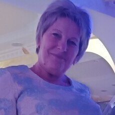 Инна, 61, Красноярск