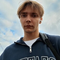 Олеж, 22, Бежецк