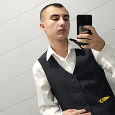 Тим, 19, Семилуки