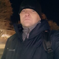 Валерий, 40, Чекалин