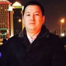 Георгий, 40, Братск