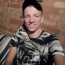 Донат, 27, Брянка