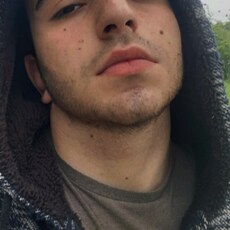 Миша, 23, Суходольск