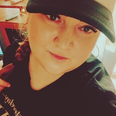 Анастасия, 33, Артём