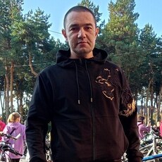 Ян, 47, Нея