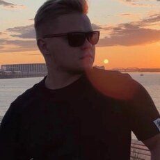 Харитон, 21, Лабинск