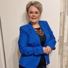 Елена, 40, Калачинск