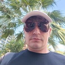 Ден, 39, Коркино