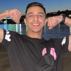 Леонид, 21, Болхов