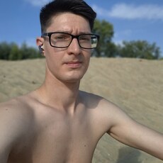 Тимофей, 27, Стрежевой