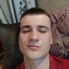 Афанасий, 21, Руза