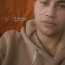 Илюха, 24, Королёв