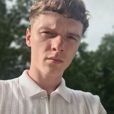 Виталя, 26, Боровичи