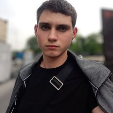 Денис, 21, Пучеж