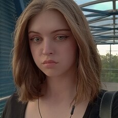 Васса, 21, Барнаул