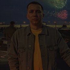 Платон, 25, Анива