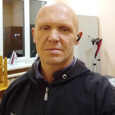 Анатолий, 46, Камешково