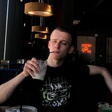 Артурик, 20, Саянск