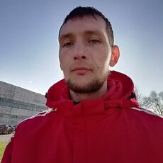 Антон, 37, Лагань