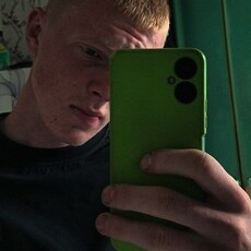 Сеня, 22, Норильск