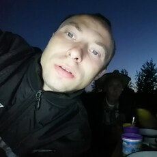 Геннадий, 30, Омск