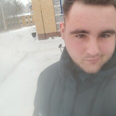 Иван, 25, Долинск