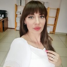 Илона, 39, Горнозаводск