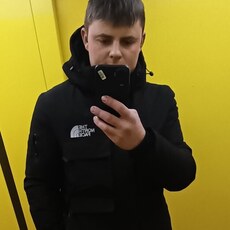 Виталий, 28, Торжок