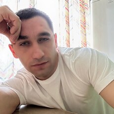 Вениамин, 29, Боготол