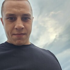 Мирон, 25, Елец