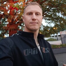 Лаврентий, 37, Гай