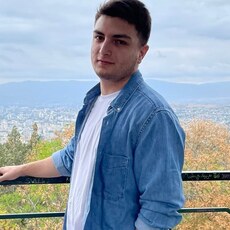 Альберт, 24, Ленинск