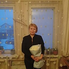 Елена, 47, Вилючинск