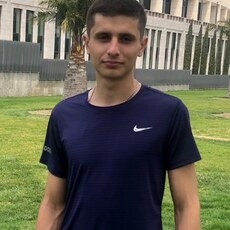 Эрик, 21, Новоаннинский