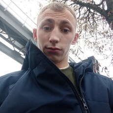 Арсений, 22, Горбатов