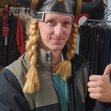 Михаил, 29, Барнаул