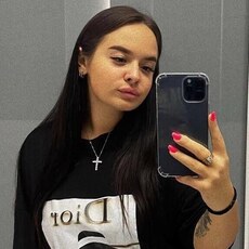 Настя, 24, Красноярск