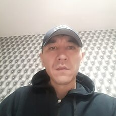 Толя, 39, Среднеколымск