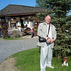 Олег, 62, Омск