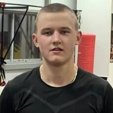 Андрей, 23, Боготол