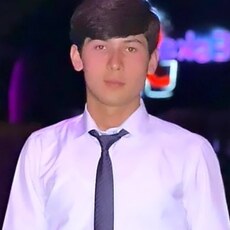 Кирилл, 21, Кимовск