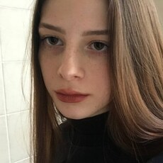 Лара, 23, Рудня
