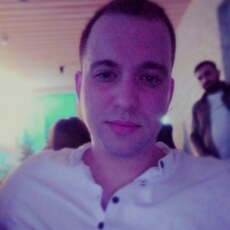 Михаил, 29, Томари