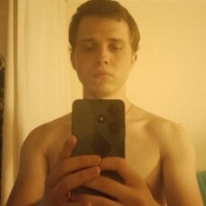Денис, 25, Минусинск