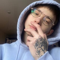 Тимур, 21, Мыски