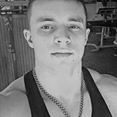 Алексей, 35, Молодогвардейск