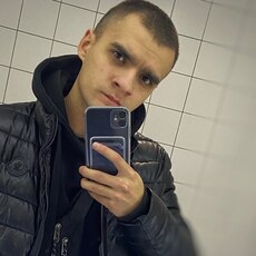 Вячеслав, 23, Николаевка