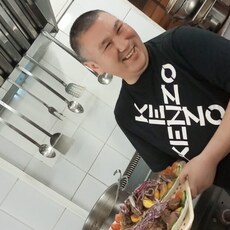 Олег, 41, Дятьково