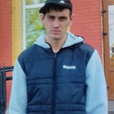Роман, 25, Бийск